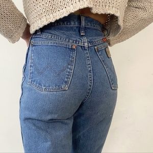 Vintage cowboy cut slim wrangler jeans